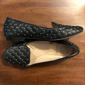 Vince Camuto black flats-size 7